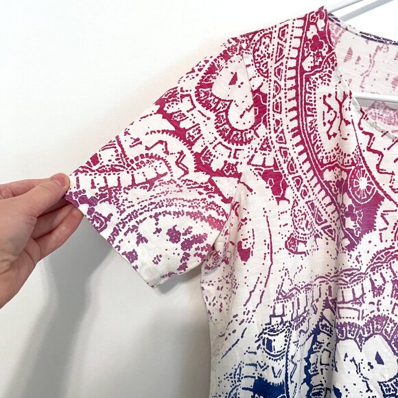CHICO'S 2 White Pink Purple Blue Ombre Gradient Boho Printed Cotton Tee T-Shirt - Picture 7 of 12